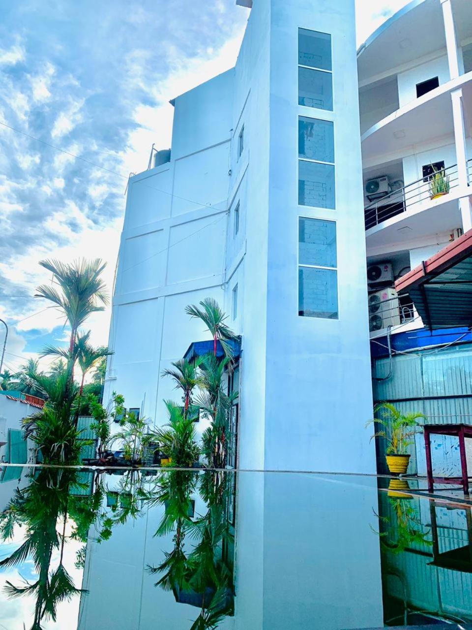 Hotel Nelly Vavuniya Eksteriør bilde